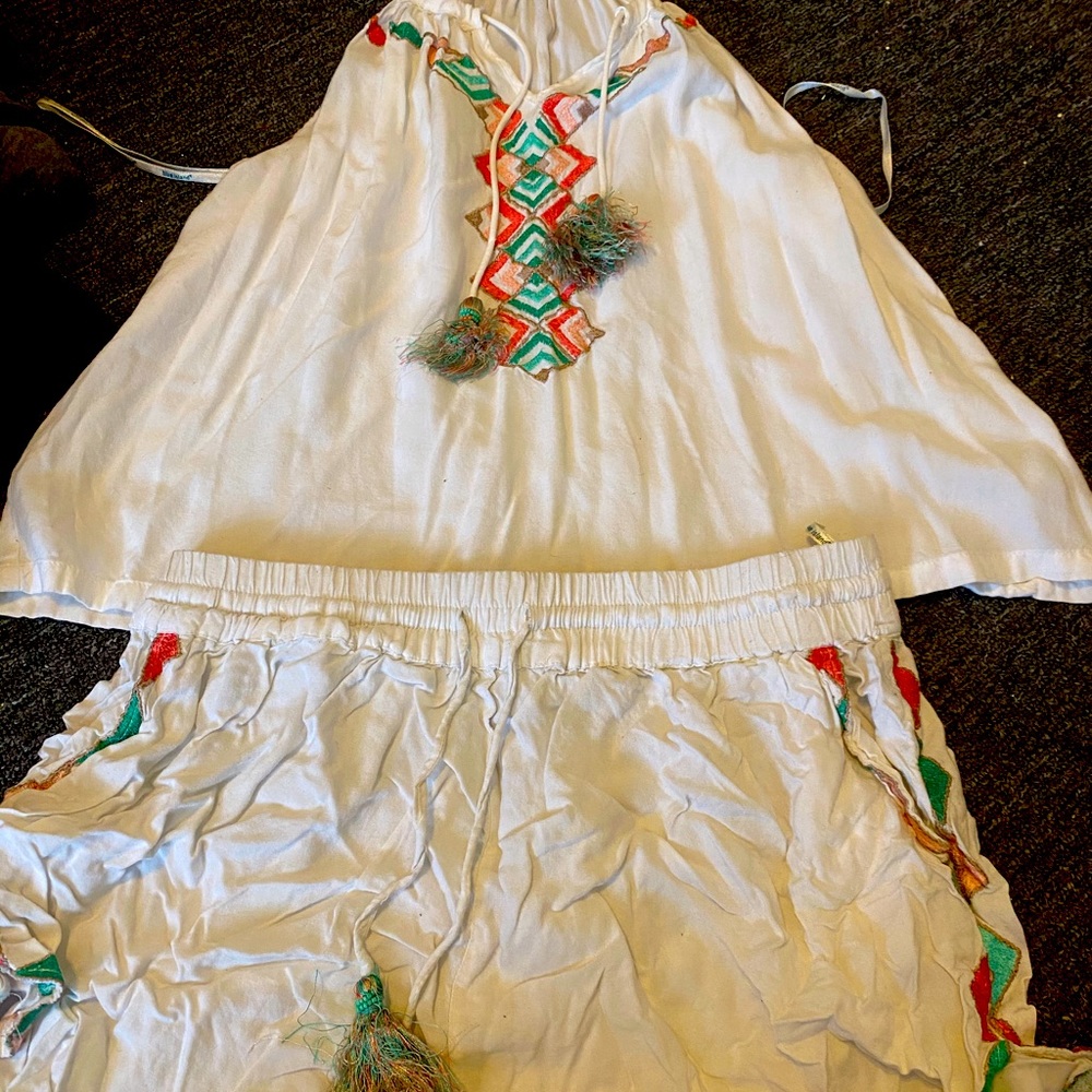 White 2-piece